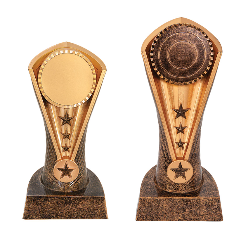 Personalized cobra trophy with your choice of 4-H logo and custom engraved text.