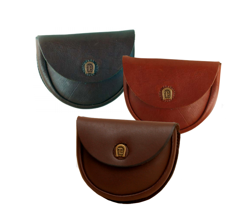 Leather treat pouch with Velcro belt attachment from Tory Leather.