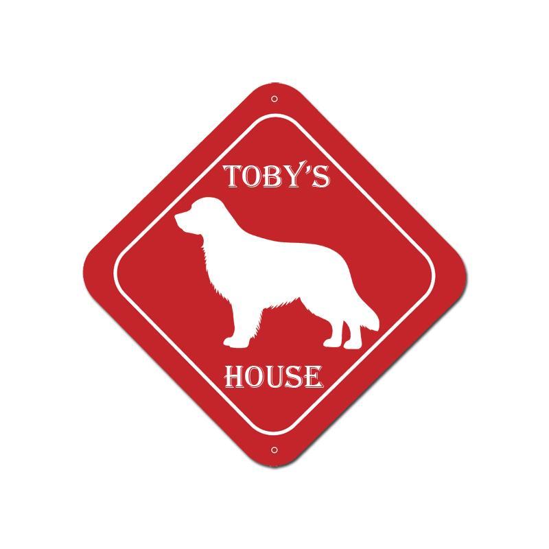 Personalized Golden Retriever plastic sign with custom engraved text. Golden Retriever Sign