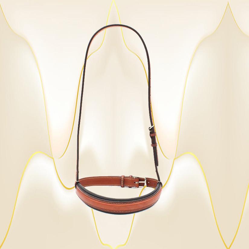 Edgewood leather plain raised padded noseband / caveson 1". Noseband comes in Cob, Horse and Oversize.