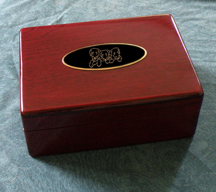 Rosewood piano finish jewelry box with an engraved nameplate that has your choice of Doberman design.