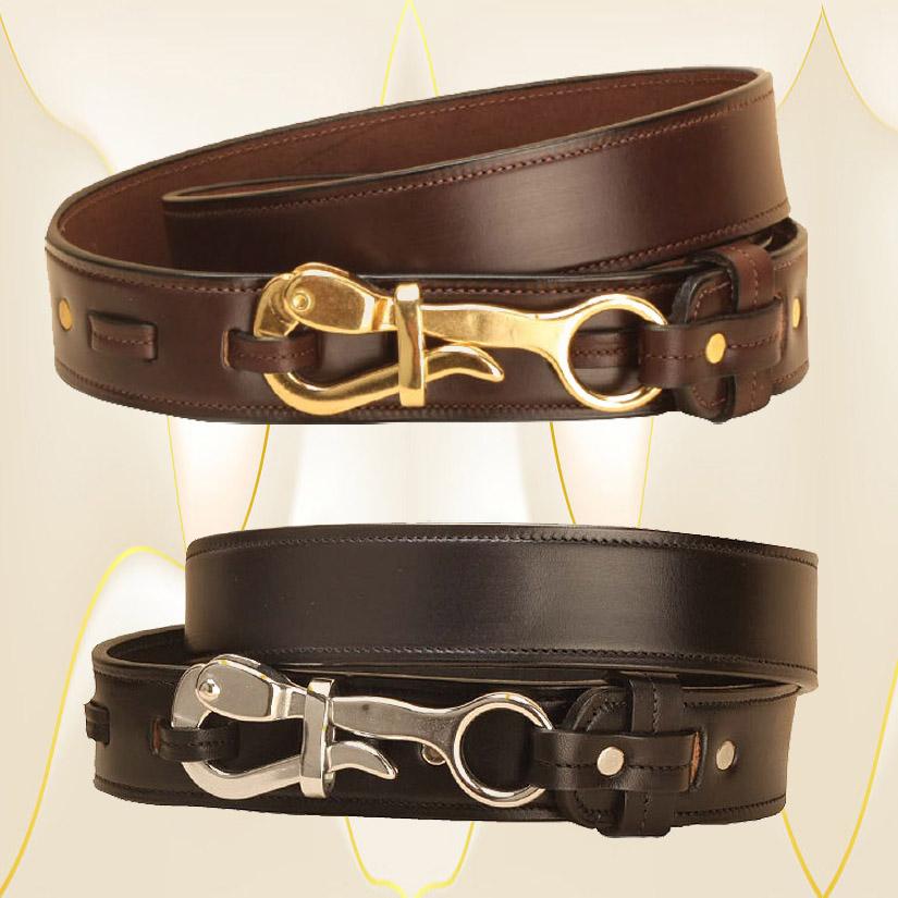 Bridle leather belt with a pelican hook buckle.