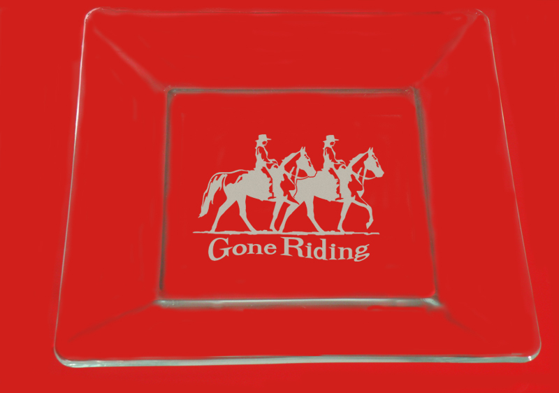 Engraved clear glass dinner plate with a custom engraved horse design 3 and personalized text. Equestrian Plate