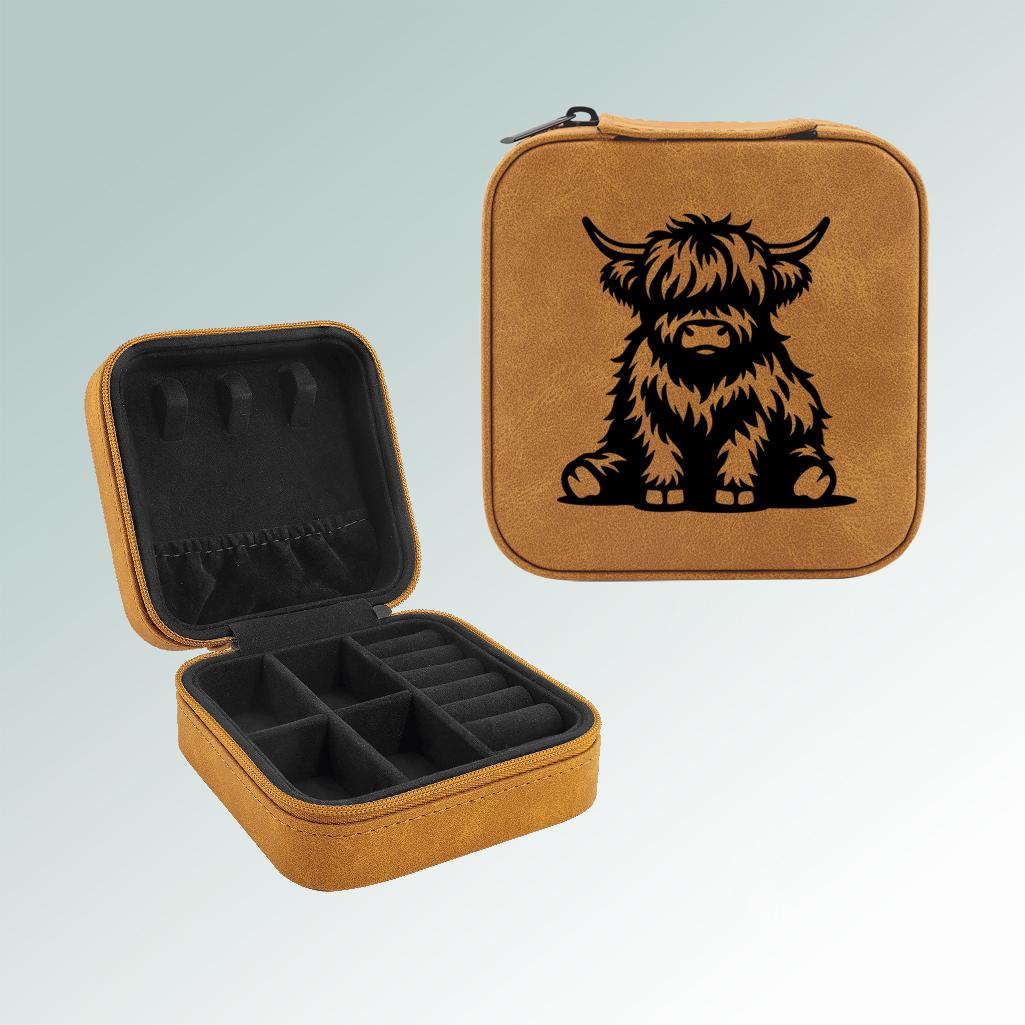 Leatherette farm animal travel jewelry box with your choice of farm animal design and personalized engraved text. 100+ farm animal designs to choose from.
