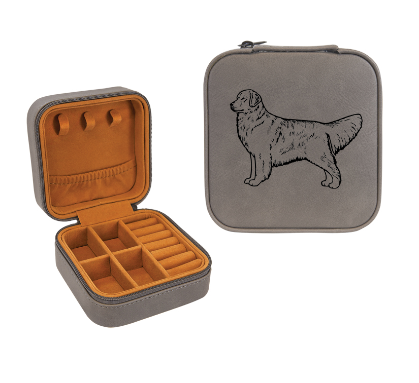 Travel jewelry box made out of leatherette comes with engraved text and the Golden Retriever design of your choice. Golden Retriever Jewelry Box