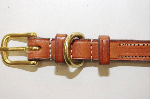 Leather Edgewood plain raised dog collar.