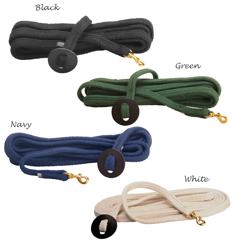 This flat braided cotton lunge line comes in for different colors.